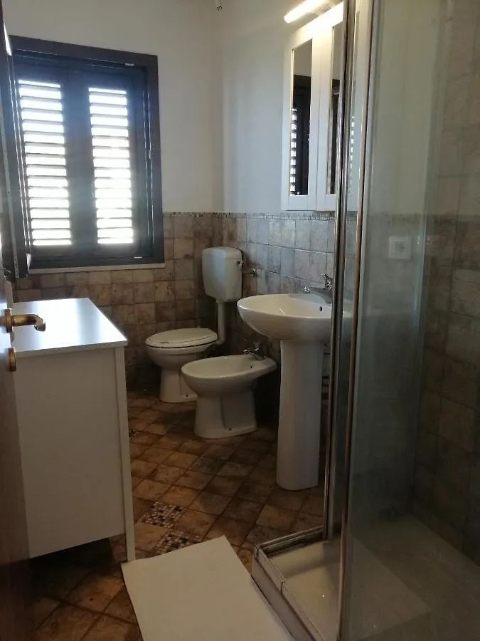 Appartamentino In Villa A 2 Passi Dal Mare Fontane Bianche Italy