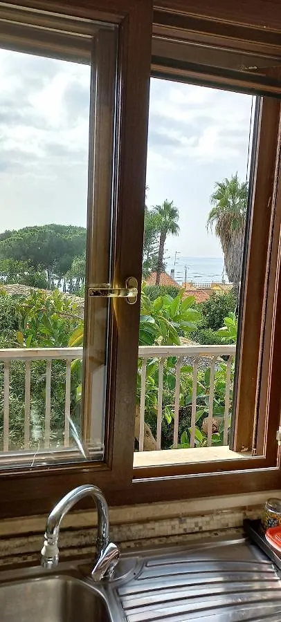 Appartamentino In Villa A 2 Passi Dal Mare Fontane Bianche 0*,