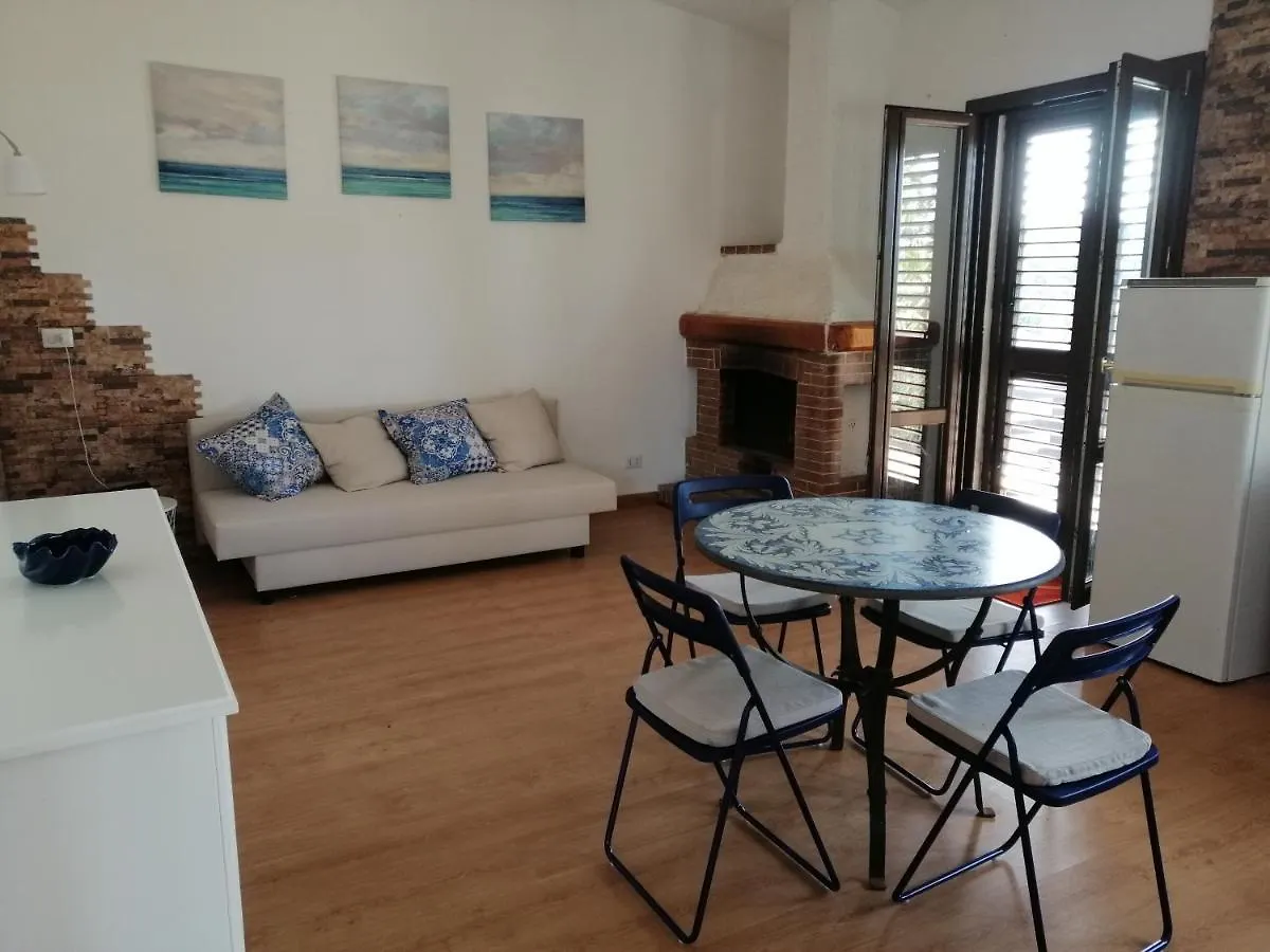 Appartamentino In Villa A 2 Passi Dal Mare Fontane Bianche 0*,  İtalya